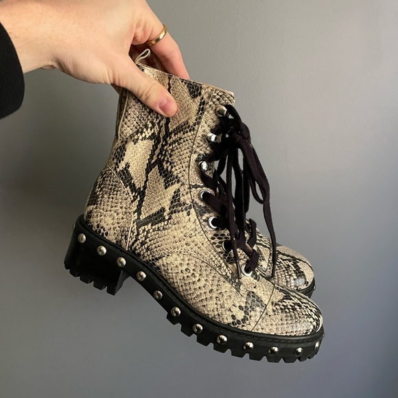 Schutz Andrea Snakeskin Printed Studded Combat Boots Womens Size 7 - Picture 2 of 6